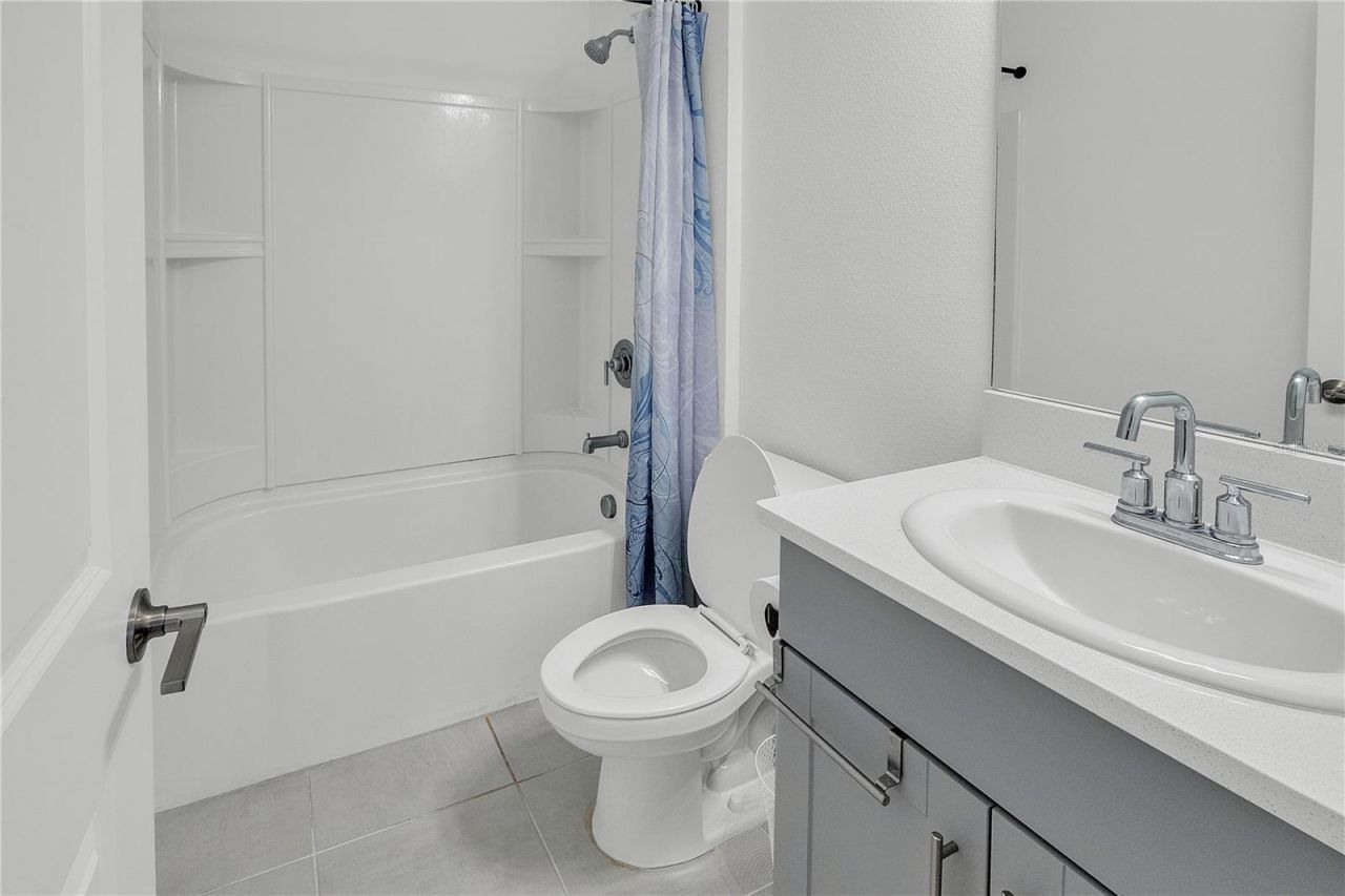 11207 Fieldstone Drive, Palmetto, FL 34221 Photo