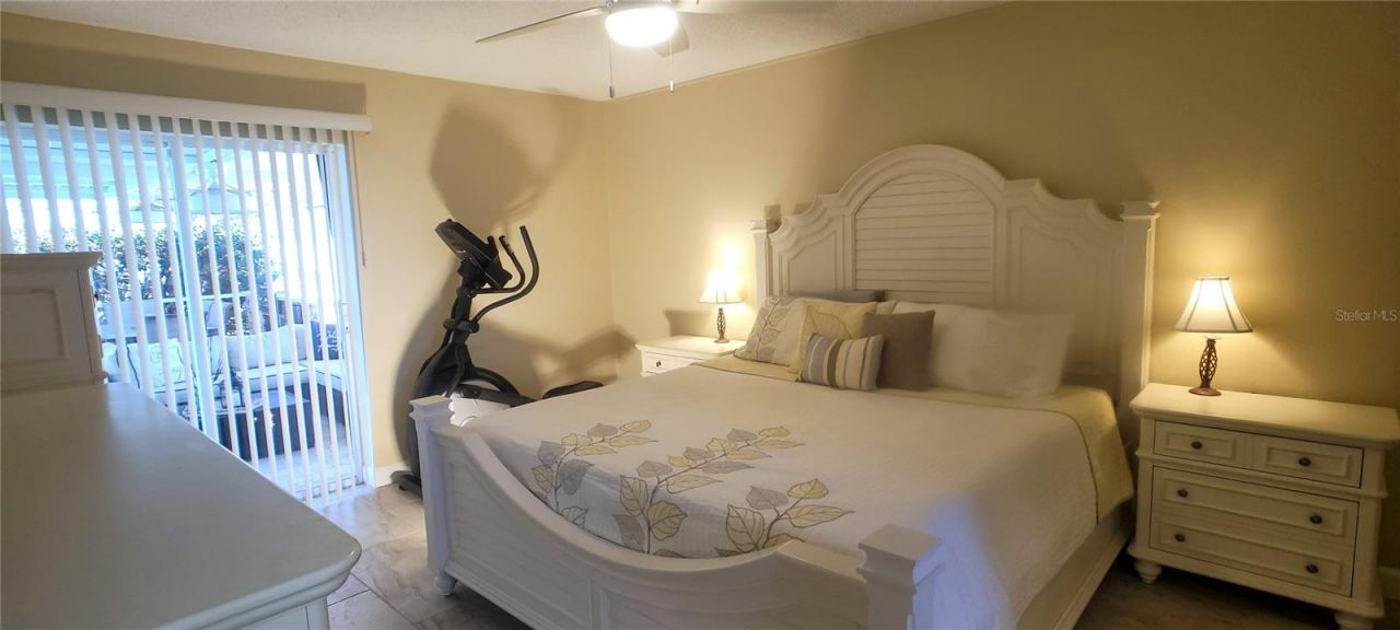 3567 65th Avenue Circle E, Sarasota, FL 34243 Photo