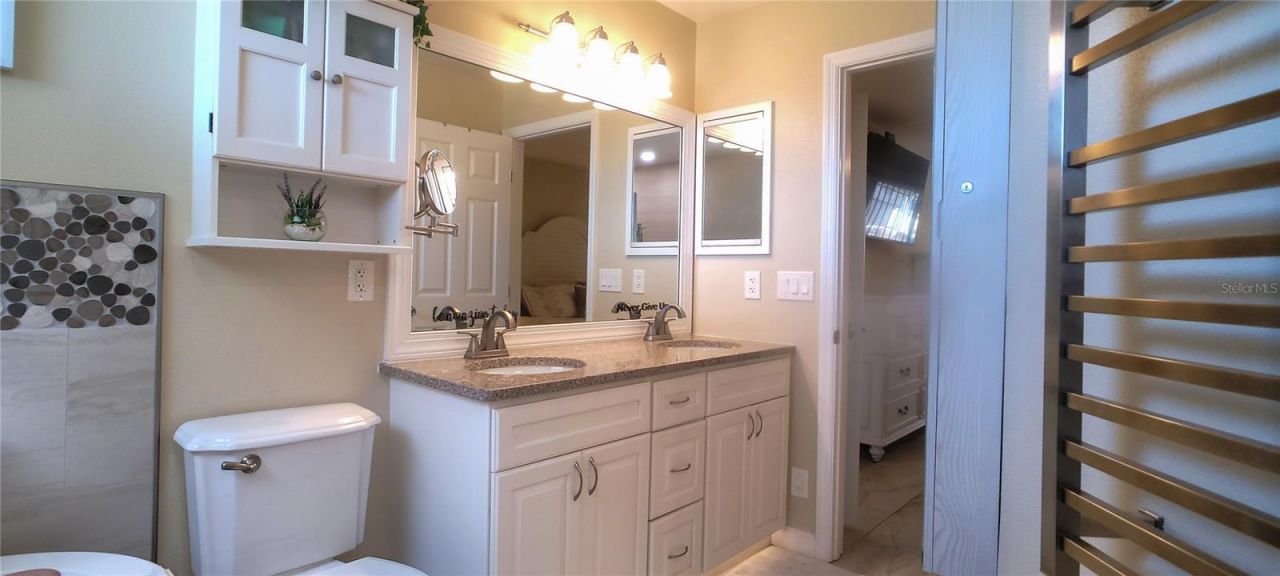 3567 65th Avenue Circle E, Sarasota, FL 34243 Photo