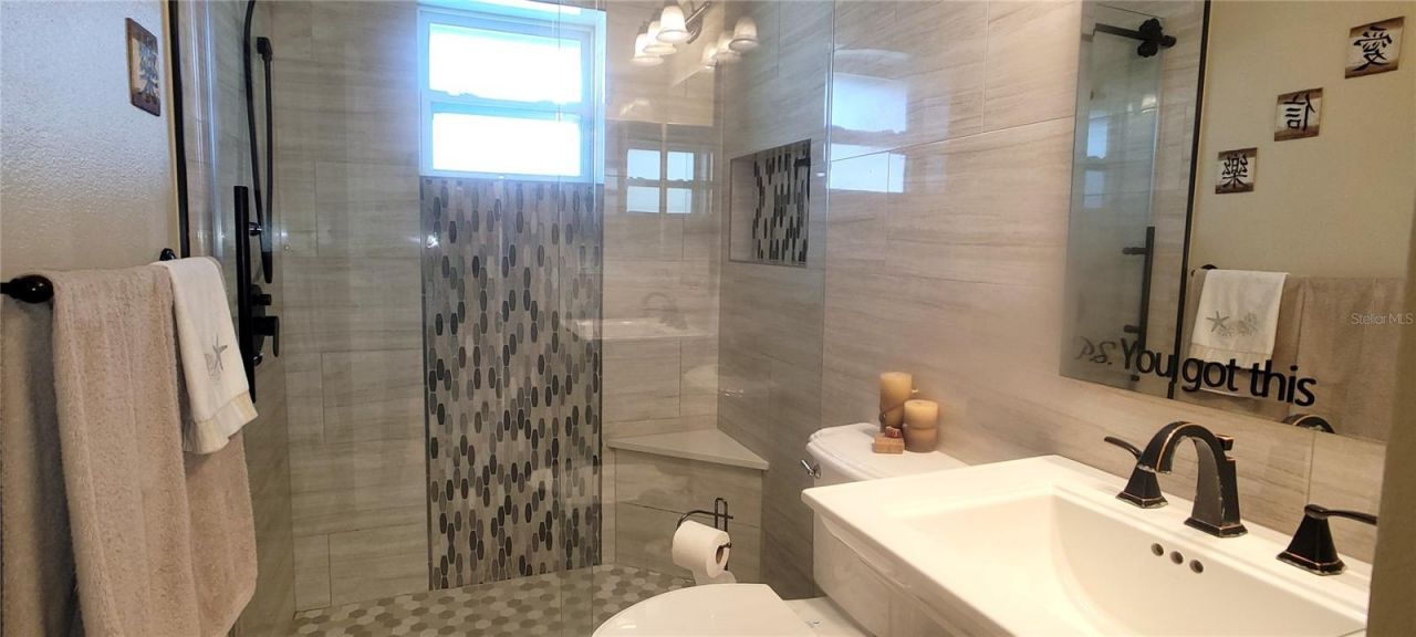 3567 65th Avenue Circle E, Sarasota, FL 34243 Photo