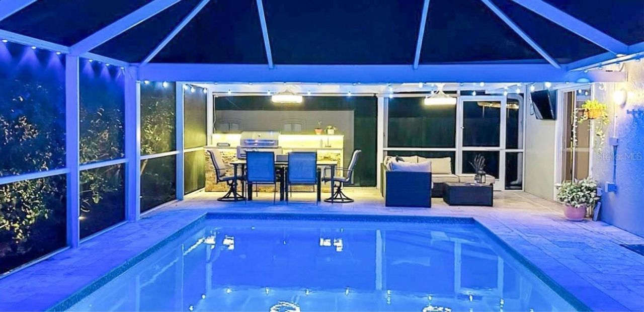 3567 65th Avenue Circle E, Sarasota, FL 34243 Photo