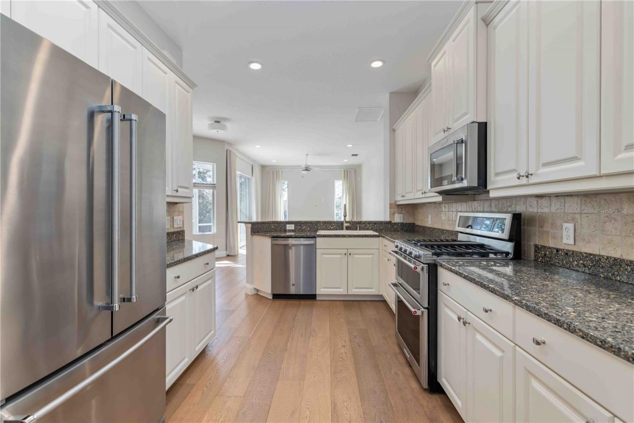 7707 Ashley Circle, Bradenton, FL 34201 Photo