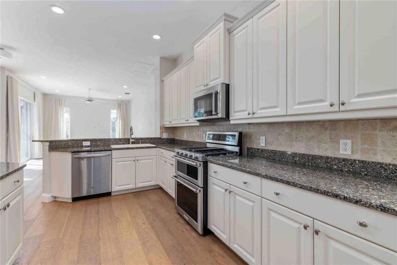 7707 Ashley Circle, Bradenton, FL 34201 Photo