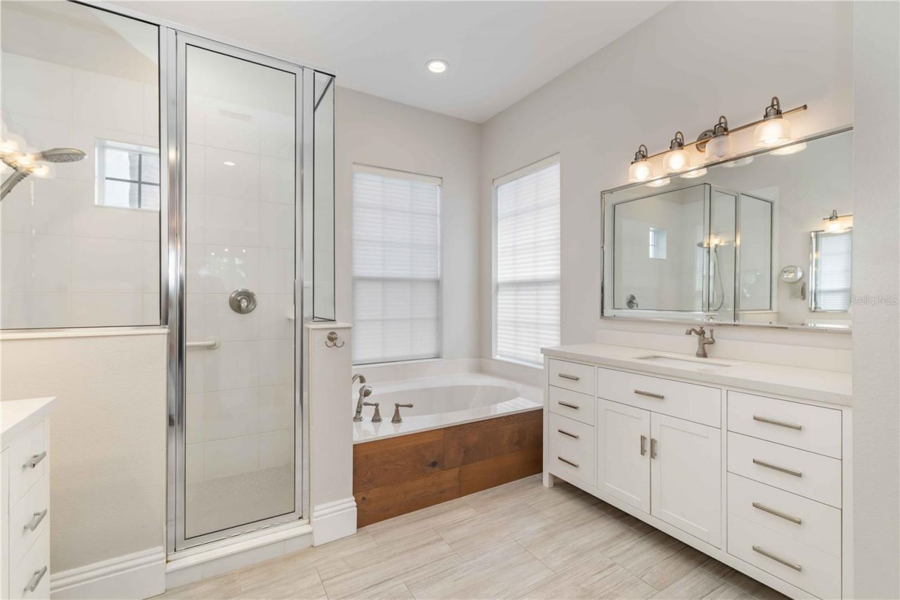 7707 Ashley Circle, Bradenton, FL 34201 Photo