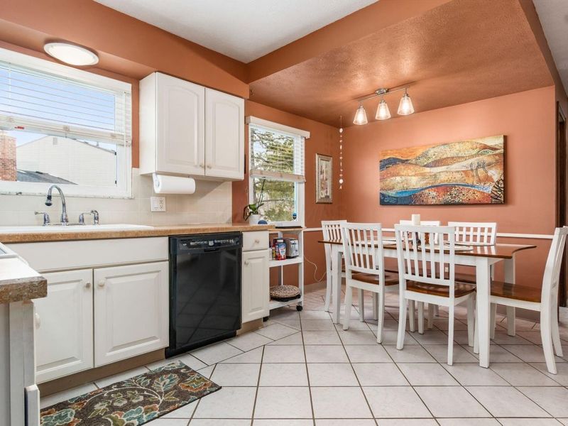 6166 Harrington Court, Columbus, OH 43229 Photo 12