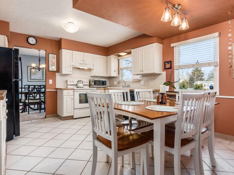 6166 Harrington Court, Columbus, OH 43229 Photo 17