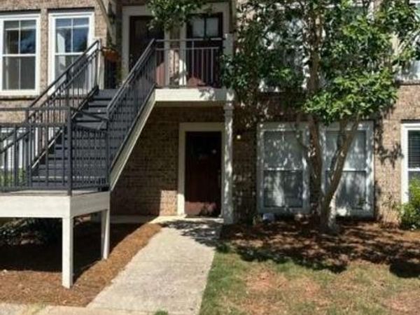 490 Barnett Shoals Road, Unit 229, Athens, GA 30605