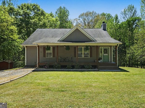 368 Mountain Creek Lane, Maysville, GA 30558