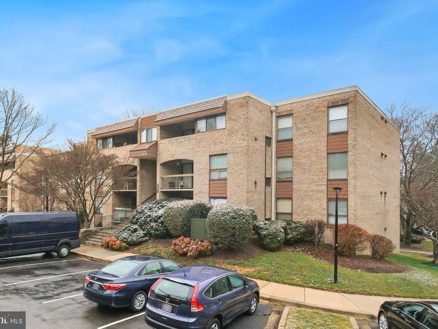 411 Christopher Avenue , Unit 33, Gaithersburg, MD 20879 Main Photo