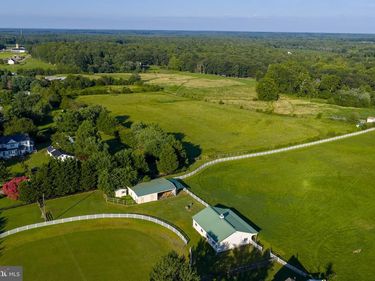 27472 STRAWBERRY HILL ROAD , RHOADESVILLE, VA 22542