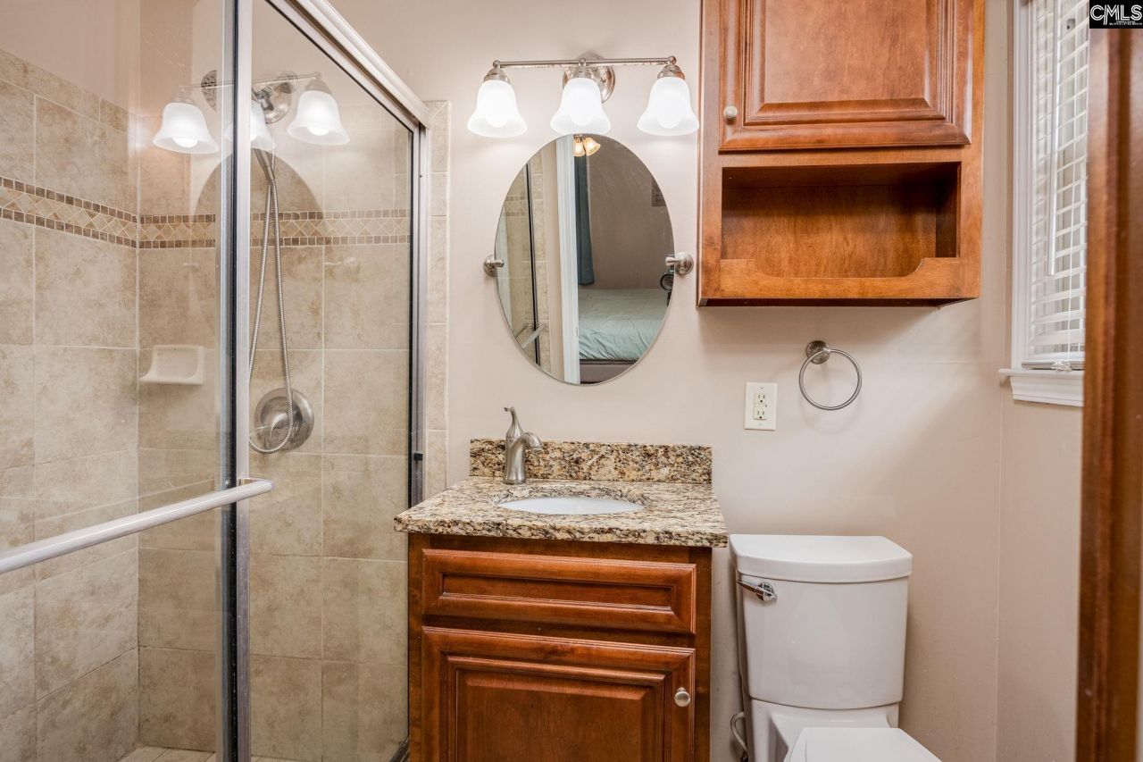 924 Bakersfield Road Photo 20