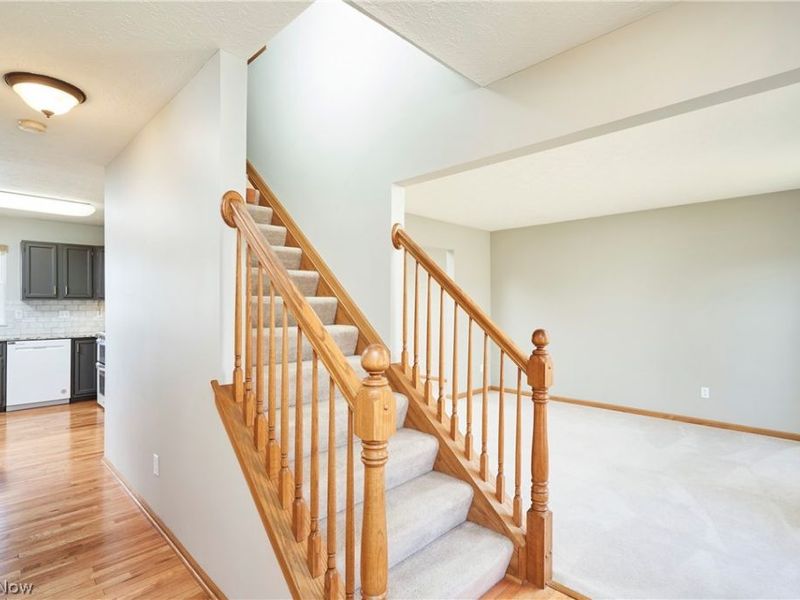 804 Stone Circle Drive, Copley, OH 44320 Photo 2