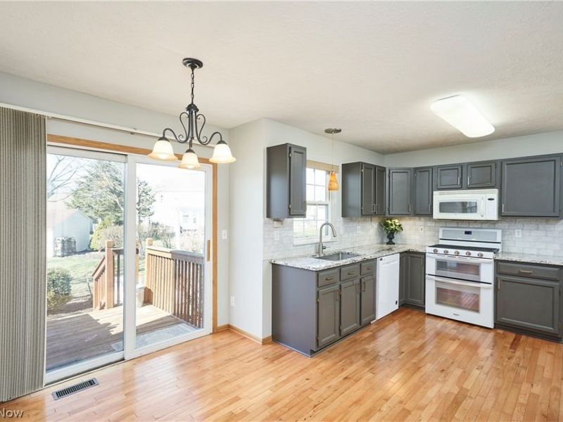 804 Stone Circle Drive, Copley, OH 44320 Photo 4