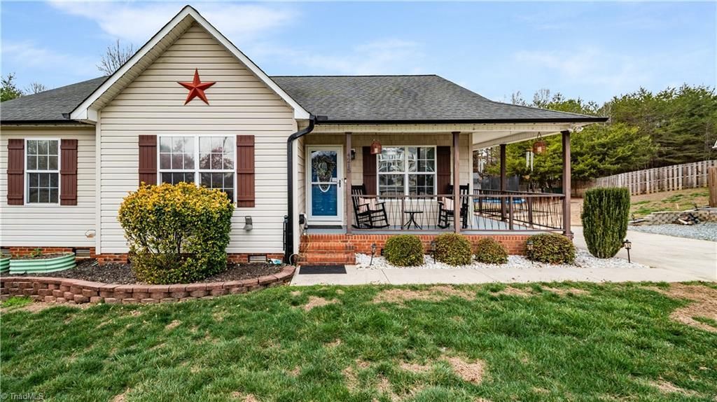 4215 Water Oak Court, Randleman, NC 27317 Main Photo