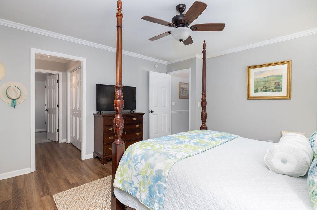 741 Veron Place Photo 19