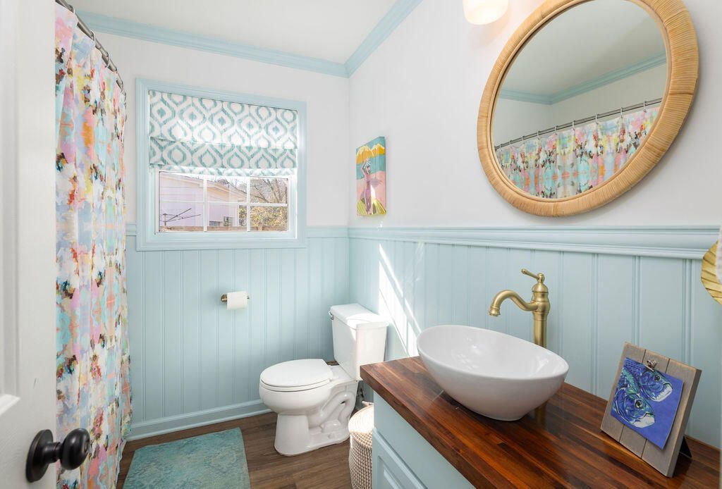 741 Veron Place Photo 23