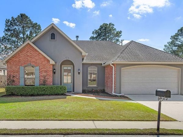 106 RUE MERLOT Drive , Abita Springs, LA 70420