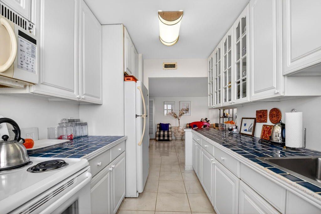 1701 S Flagler Drive, Unit 1809, West Palm Beach, FL 33401 Photo