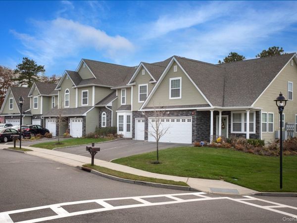 18 Oak Ridge Circle , Unit 18, Ridge, NY 11961