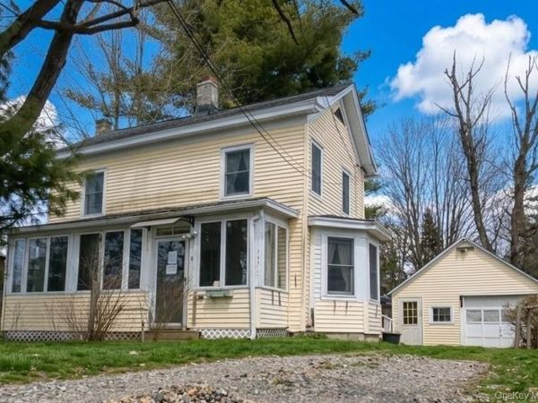 8 Wisner Trail, Warwick, NY 10990