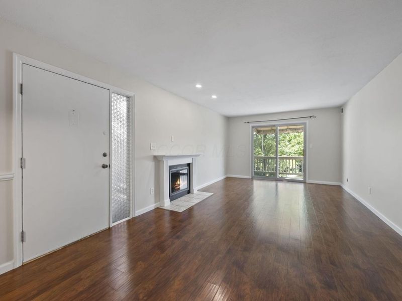 1324 Lake Shore Drive , Unit B, Columbus, OH 43204 Photo 9