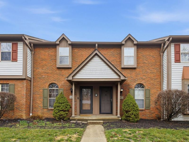 5874 Aqua Bay Drive , Columbus, OH 43235 Photo 2