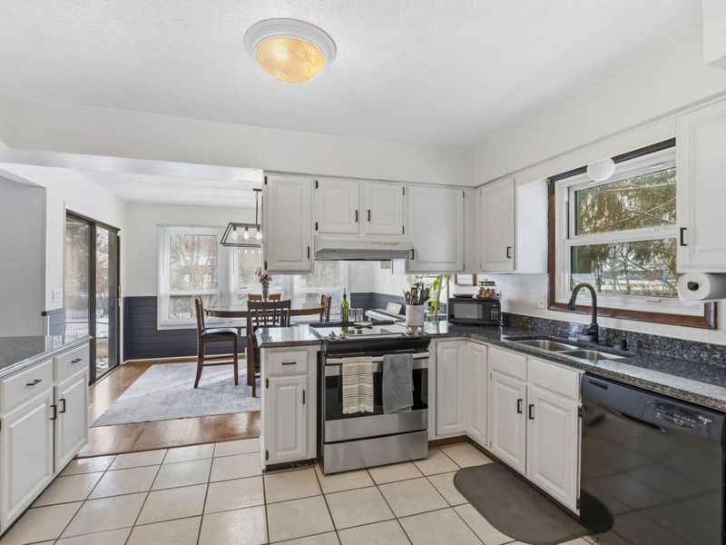 5711 Greendale Drive, Galloway, OH 43119 Photo 10