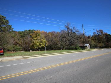 936 W Holly Springs Road, Holly Springs, NC 27540