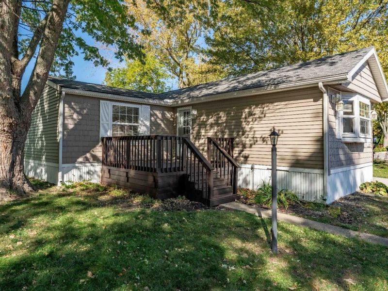 164 Driftwood Drive, Port Clinton, OH 43452 Photo 1