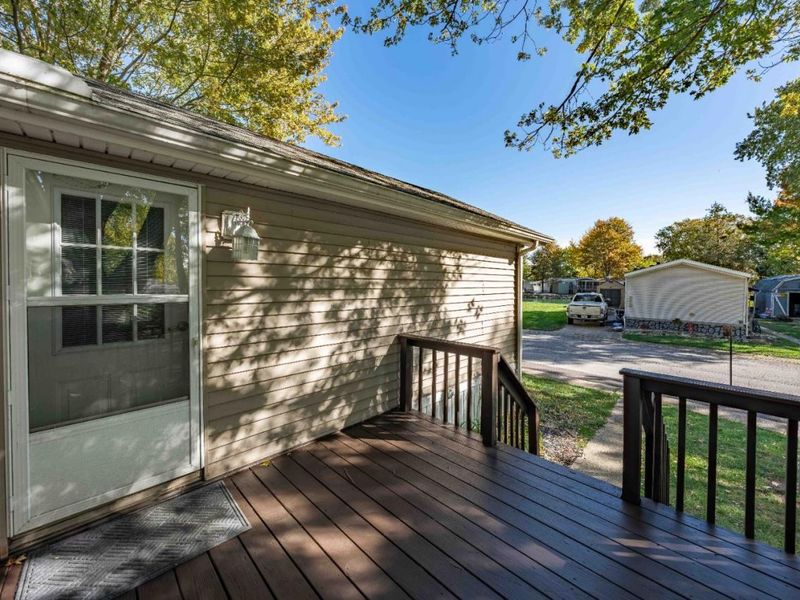 164 Driftwood Drive, Port Clinton, OH 43452 Photo 3