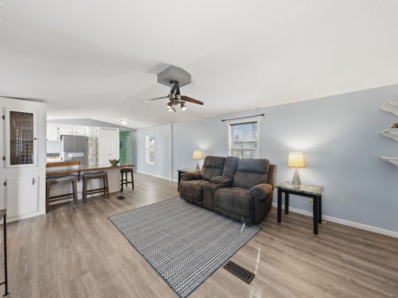 164 Driftwood Drive, Port Clinton, OH 43452 Photo 4