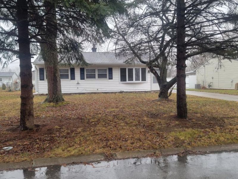 612 Helina Drive, Sandusky, OH 44870 Photo 2