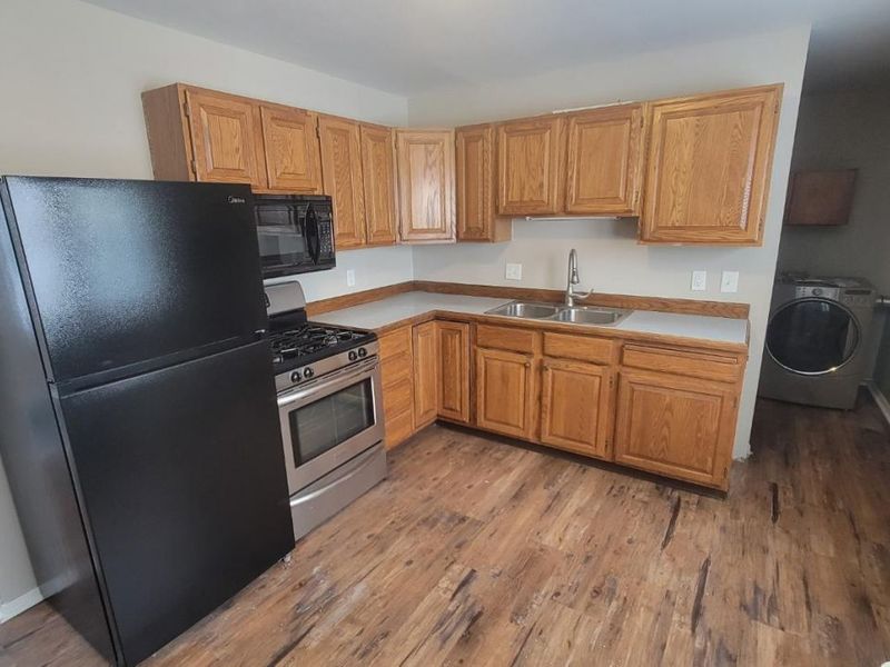 612 Helina Drive, Sandusky, OH 44870 Photo 3