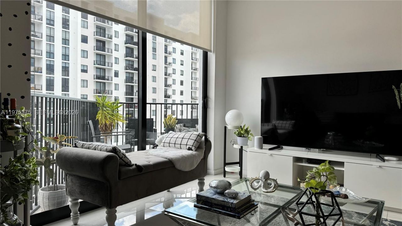 5252 NW 85th Ave, Unit 1203, Doral, FL 33166 Photo