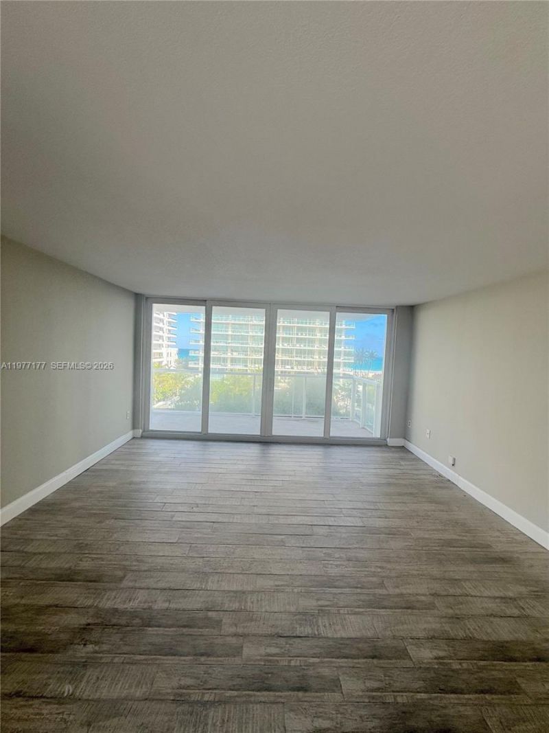 5750 Collins Ave , Unit 6G, Miami Beach, FL 33140 Photo