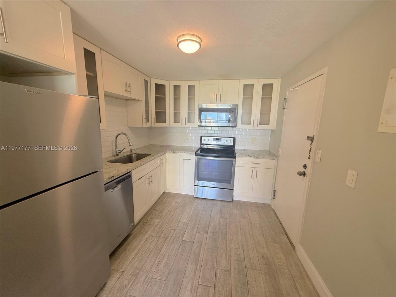 5750 Collins Ave , Unit 6G, Miami Beach, FL 33140 Photo