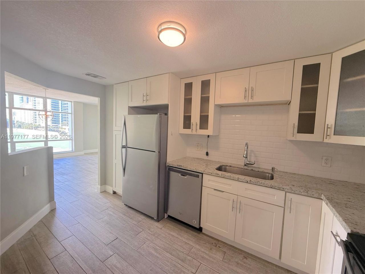 5750 Collins Ave , Unit 6G, Miami Beach, FL 33140 Photo