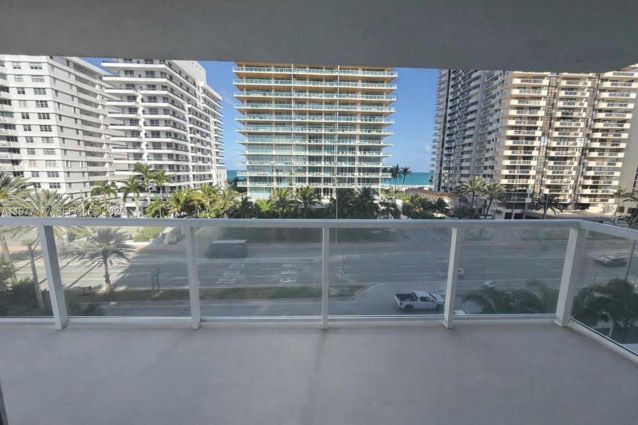 5750 Collins Ave , Unit 6G, Miami Beach, FL 33140 Photo