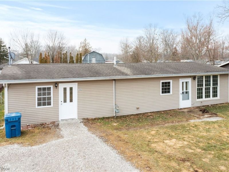 12452 Island Road, Grafton, OH 44044 Photo 2