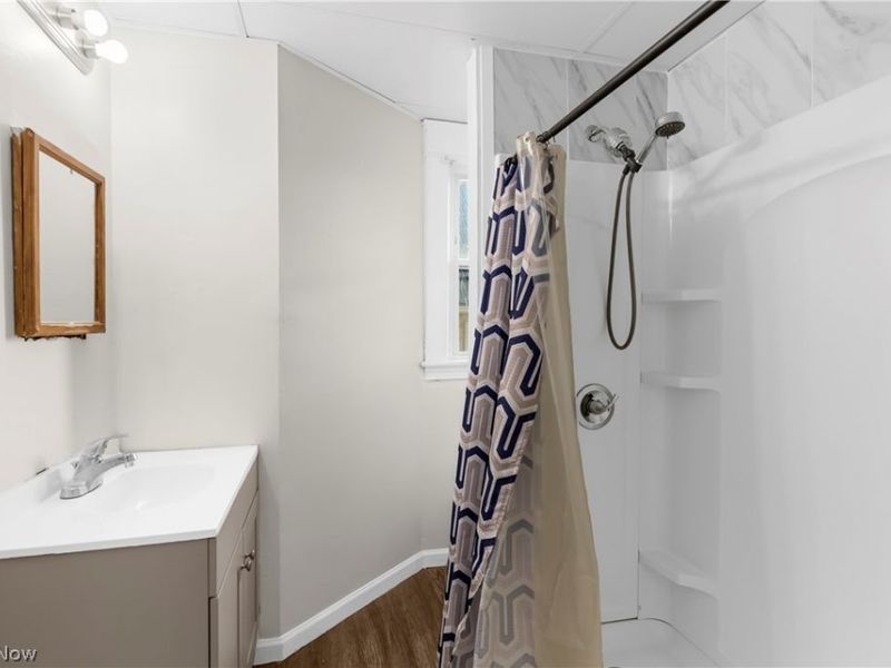 827 Michigan Avenue, Youngstown, OH 44504 Photo 19