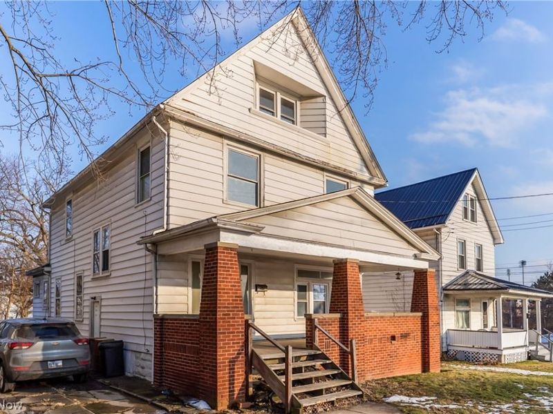 827 Michigan Avenue, Youngstown, OH 44504 Photo 2