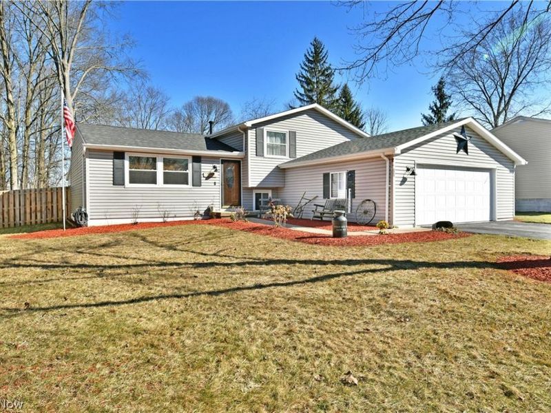 1317 Cedarwood Drive, Mineral Ridge, OH 44440 Photo 1