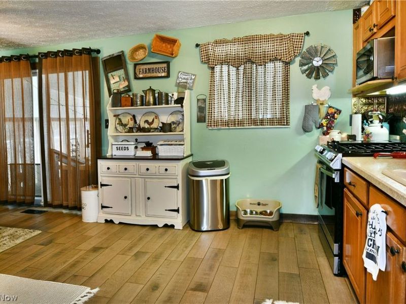 1317 Cedarwood Drive, Mineral Ridge, OH 44440 Photo 16