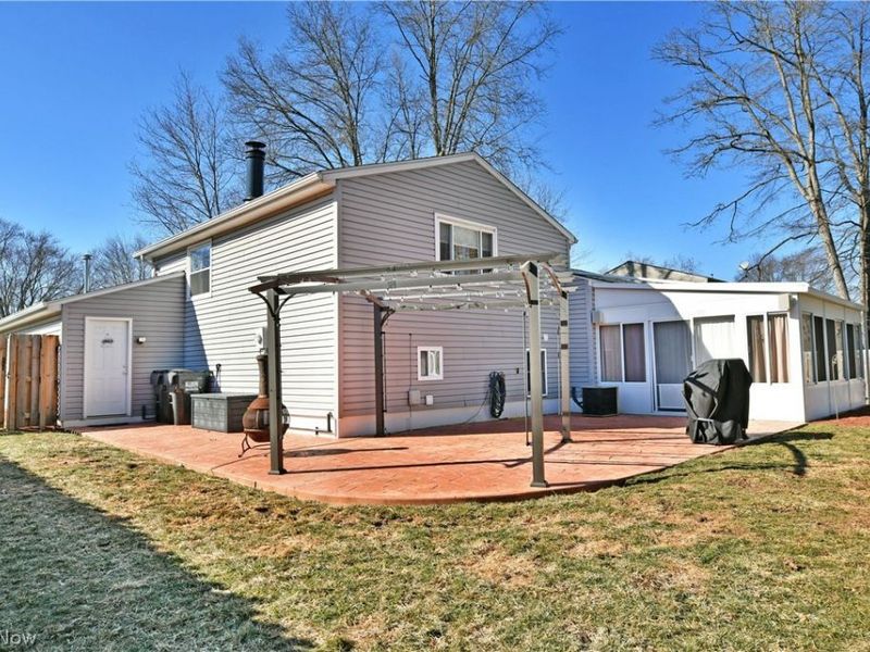 1317 Cedarwood Drive, Mineral Ridge, OH 44440 Photo 8