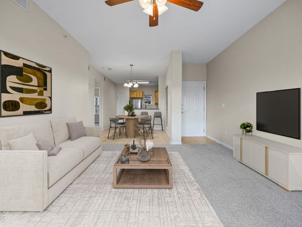 6810 Deatonhill DR, Unit 1100, Austin, TX 78745