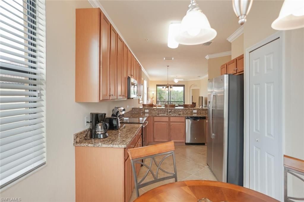 9731 Acqua Ct, Unit 531, Naples, FL 34113 Photo