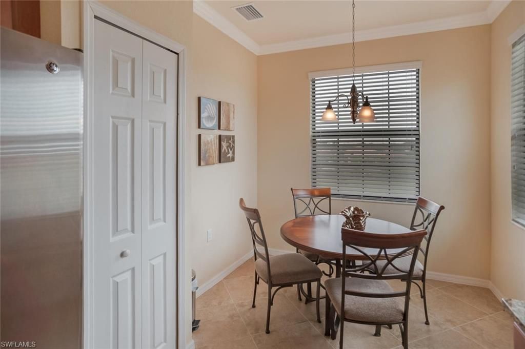 9731 Acqua Ct, Unit 531, Naples, FL 34113 Photo