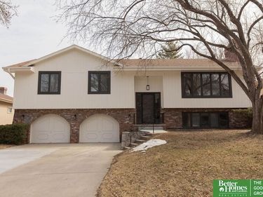1411 Holling Drive , Omaha, NE 68144
