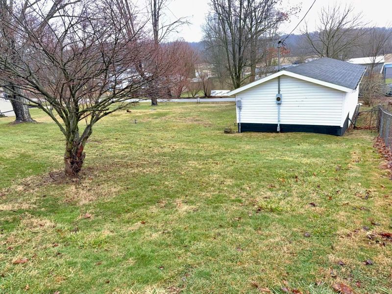 216 Summit Road, Thornville, OH 43076 Photo 2