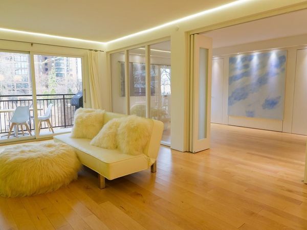 1225 Lasalle Avenue, Unit 404, Minneapolis, MN 55403